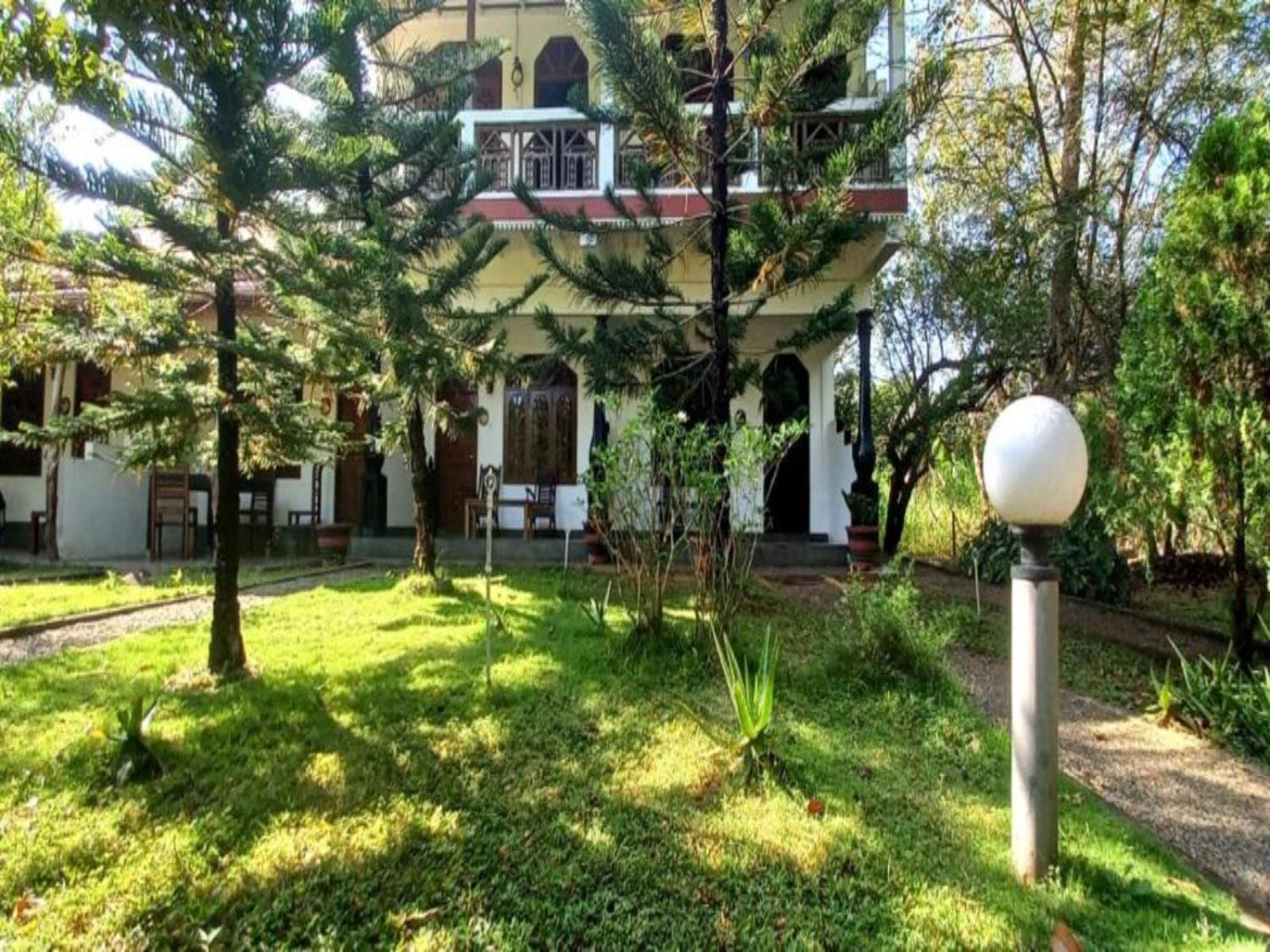 The Monkey Garden Hostel Sigiriya Ngoại thất bức ảnh